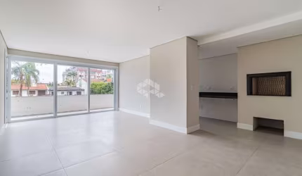 Apartamento Garden de 03 suítes e 03 vagas de garagem coberta no bairro Cristal em Porto Alegre RS