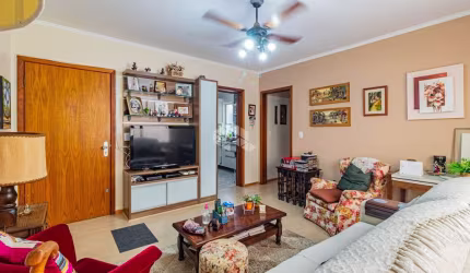 Apartamento de 2 dormitórios e garagem no Bairro Floresta em Porto Alegre/RS
