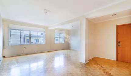 Apartamento à venda, 3 dormitórios, sacada e elevador no bairro Floresta - Porto Alegre/RS