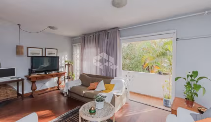 Apartamento à venda com 03 dormitórios / 03 quartos com suíte e 1 vaga de garagem na rua Engenheiro Olavo Nunes no bairro Bela Vista em Porto Alegre.