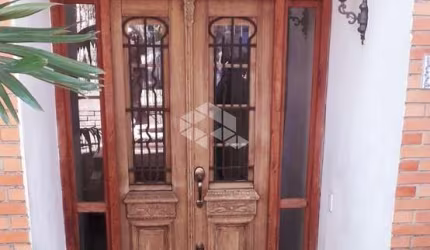Casa 4 D/Quartos à venda no Bairro Cristal