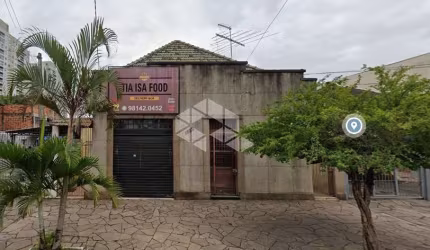 Casa comercial e residencial no bairro Navegantes/Poa.