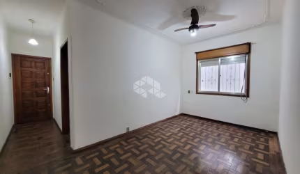 Apartamento à venda com 2 quartos, 74m² e 3 vagas de garagem, no Cristo Redentor - Porto Alegre