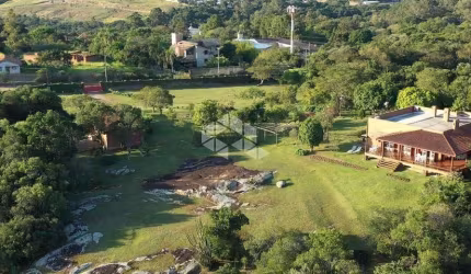 Sítio com 20.000 m² em Belém Velho, Porto Alegre