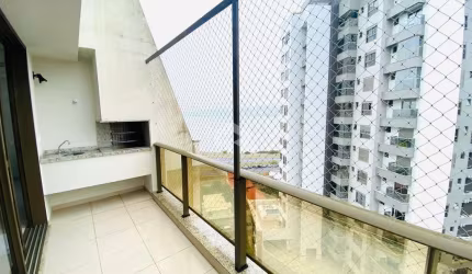 Maravilhoso apartamento, com vista para o mar, de 3 dormitórios, sendo 2 suítes, 2 vagas de garagem no bairro Estreito em Florianópolis/SC.
