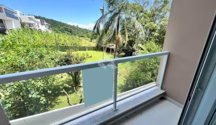 Apartamento com 1 dormitórios sendo suíte, 1 vaga de garagem no bairro João Paulo em Florianópolis/SC.