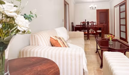 Apartamento mobiliado com 3 dormitórios/quartos e sendo 1 suíte A Venda - Centro, Florianópolis SC