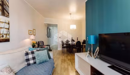 Apartamento mobiliado com 3 dormitórios/quartos e sendo 2 suítes A Venda - Centro, Florianópolis SC