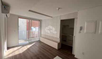 APARTAMENTO 1 QUARTO SENDO SUÍTE  COM 1 VAGA DE GARAGEM NO CENTRO DE FLORIANÓPOLIS/SC