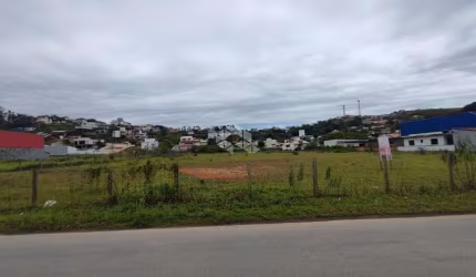 TERRENO COM ÁREA TOTAL DE 8.898 m² PLANA COM VIABILIDADE NO BAIRRO SÃO FRANCISCO EM SANTO AMARO DA IMPERATRIZ