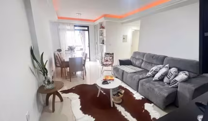 APARTAMENTO MOBILIADO COM 2 QUARTOS SENDO 1 SUÍTE 1 VAGA DE GARAGEM NO BAIRRO ESTREITO EM FLORIANÓPOLIS/SC