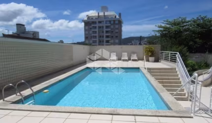 APARTAMENTO 2 QUARTOS 1 SUÍTE 2 VAGAS E SACADA COM CHURRASQUEIRA NO BAIRRO TRINDADE FLORIANÓPOLIS/SC
