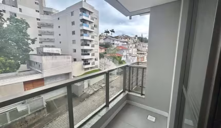 APARTAMENTO MODERNO DE 3 QUARTOS SENDO 1 SUÍTE COM 1 VAGA DE GARAGEM E VISTA PANORÂMICA NA CARVOEIRA FLORIANÓPOLIS