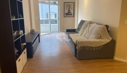 APARTAMENTO SEMIMOBILIADO COM 3 QUARTOS SENDO 1 SUÍTE E 1 VAGA DE GARAGEM NO BAIRRO KOBRASOL EM SÃO JOSÉ/SC