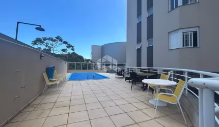 APARTAMENTO AMPLO COM 3 QUARTOS, 1 SUÍTE, 1 VAGA DE GARAGEM E VISTA PANORÂMICA NA AGRONÔMICA