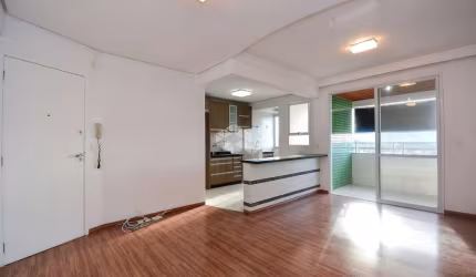 APARTAMENTO SEMIMOBILIADO COM 3 QUARTOS SENDO 1 SUÍTE 2 VAGAS E VISTA PANORÂMICA NO CÓRREGO GRANDE FLORIANÓPOLIS