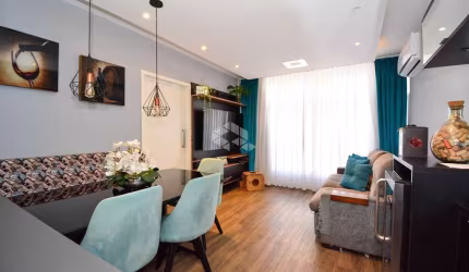 APARTAMENTO SEMIMOBILIADO COM 2 SUÍTES E 1 VAGA DE GARAGEM NO CENTRO DE FLORIANÓPOLIS