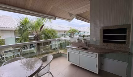 APARTAMENTO DUPLEX MOBILIADO COM 3 SUÍTES E VISTA PARA O MAR NA LAGOINHA DO NORTE FLORIANÓPOLIS