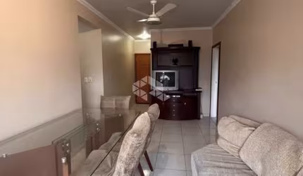 APARTAMENTO COM 2 QUARTOS 1 VAGA DE GARAGEM E SACADA NO ESTREITO EM FLORIANÓPOLIS
