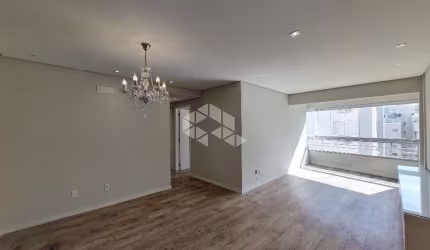 APARTAMENTO COM 3 QUARTOS 1 SUÍTE SACADA E VISTA PANORÂMICA NO ABRAÃO FLORIANÓPOLIS