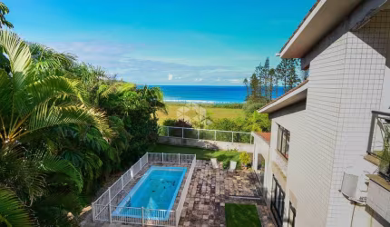 CASA DE ALTO PADRÃO COM 6 QUARTOS SENDO 4 SUÍTES 4 VAGAS DE GARAGEM VISTA PARA O MAR NO MORRO DAS PEDRAS FLORIANÓPOLIS