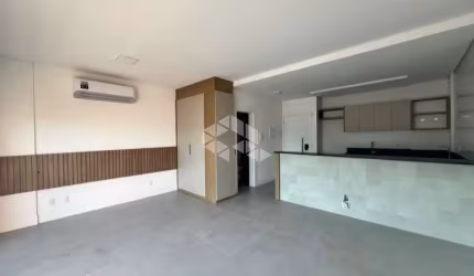 STUDIO MODERNO COM LAZER COMPLETO E LOCALIZAÇÃO PRIVILEGIADA NO SACO GRANDE