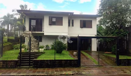 Casa com excelente localização próximo ao centro de Garibaldi.