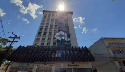 Amplo apartamento na Cidade Alta!