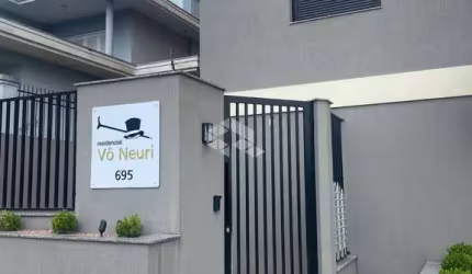 Apartamento novo, a venda, próximo ao centro de Carlos Barbosa