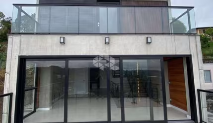 Casa de 3 dormitórios