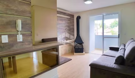 Apartamento de 2 dormitóros com suíte no centro, otima posição solar