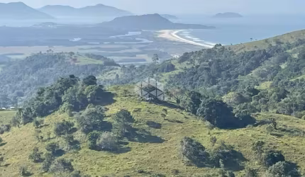 Espetacular terreno à venda com 1.750 m² privativos, com vista panorâmica Praia da Gamboa, Lagoa do Coração e Guarda do Embaú
