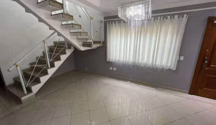 Casa com 3 quartos  227,00 m²