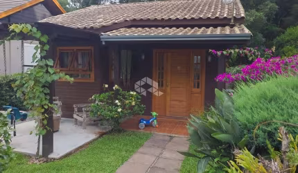 Casa em Madeira Nobre