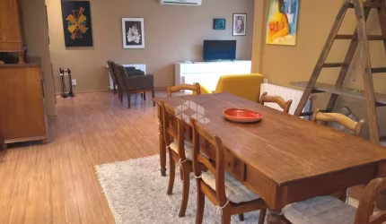 Apartamento 2 dormitórios, 116m², 3 vagas, no Centro de Gramado