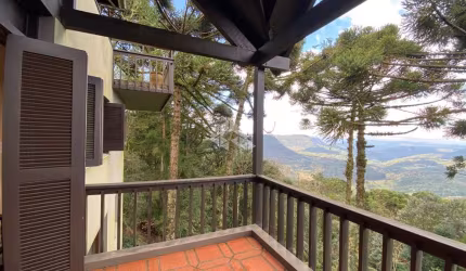 Apartamento 3 dormitórios, 167m² privativos, 1 vaga, no Centro de Gramado