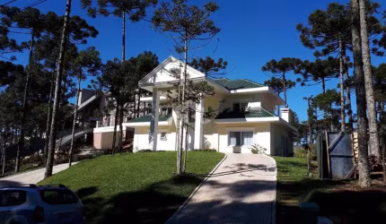 Casa 3 suítes, 312m², no Condomínio Aspen de Gramado