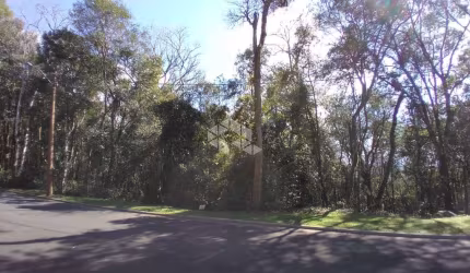 Terreno com 800,55m² no Condomínio Villa Nova de Gaia, no Centro de Gramado