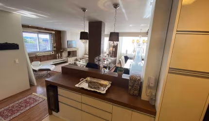 Apartamento 4 suítes, 255m² privativos, 2 vagas, no Centro de Gramado, próximo a Rua Coberta.