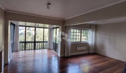 Apartamento 2 dormitórios, 126,16m², 1 vaga, no Centro de Gramado, com vista para Vale