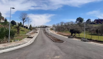 Terreno 800m², em bairro próximo ao Centro, a 9 minutos da Rua Coberrta