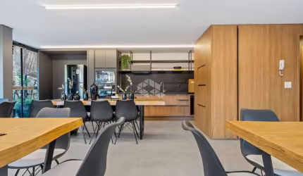 Apartamento com 01 dormitório, 43,56m², uma vaga de garagem, em Gramado