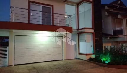Casa 04 dormitórios para vender no condomínio Villa Lucchesi em Gravataí