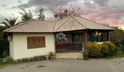 Casa em condomínio 02 dormitórios para vender no bairro Vila Imperial em Gravataí.