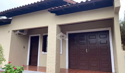 Casa a venda no Bairro Salgado filho, 03 dormitórios, 02 banheiros, Sala, Cozinha, Área de serviço