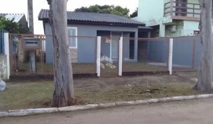 casa 02 dormitórios