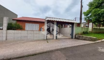 Duas casas com piscina para vender na Morada do Vale, em Gravataí.
