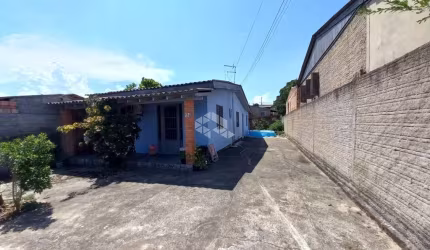 Casa 03 dormitórios para vender no bairro Monte Belo em Gravataí.