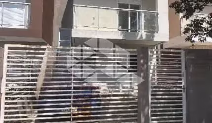 Sobrado no bairro Oriço com 02 dormitórios ambos com suítes