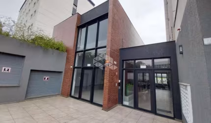 Sala comercial térrea com 138m² à venda em condomínio residencial/comercial no centro de Guaíba